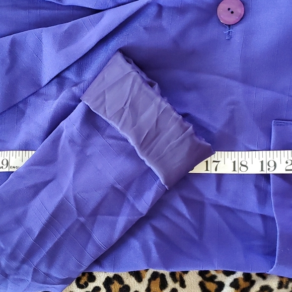💥🥳HP💥Smart looking Purple Blazer - Picture 5 of 7